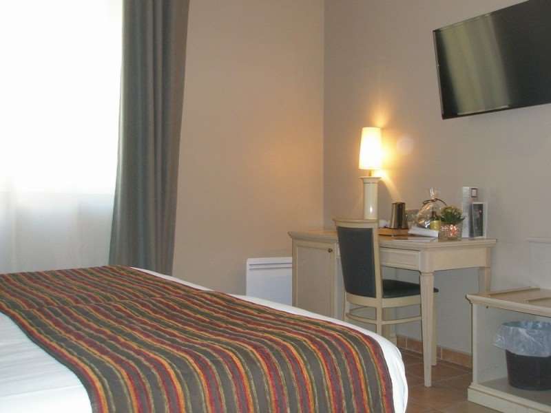 Hotel Artea Aix Centre Αιξ-αν-Προβάνς Δωμάτιο φωτογραφία